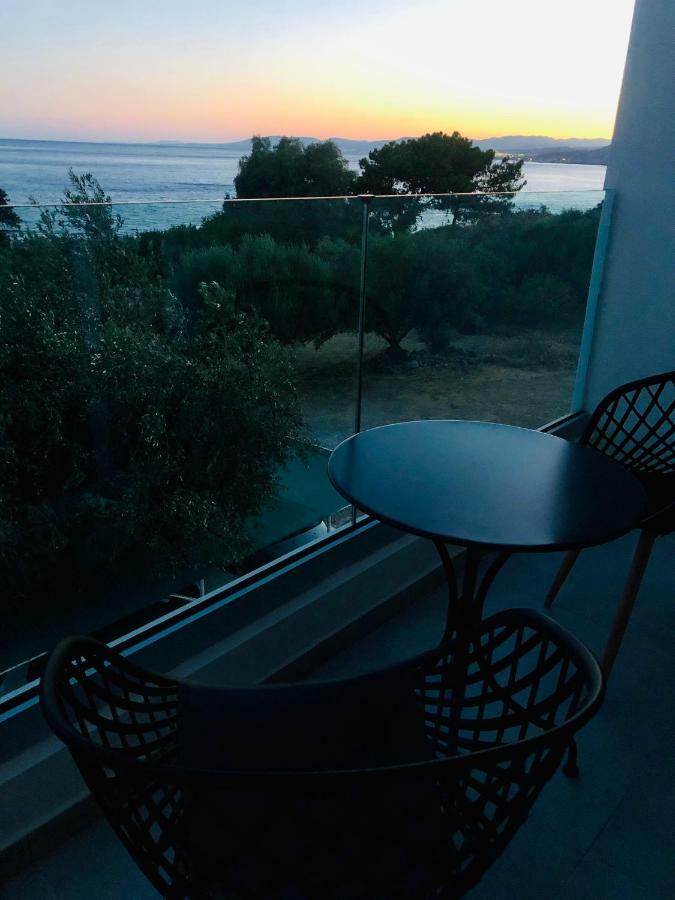 Tesoro Del Mare Apartment Pefki Екстериор снимка